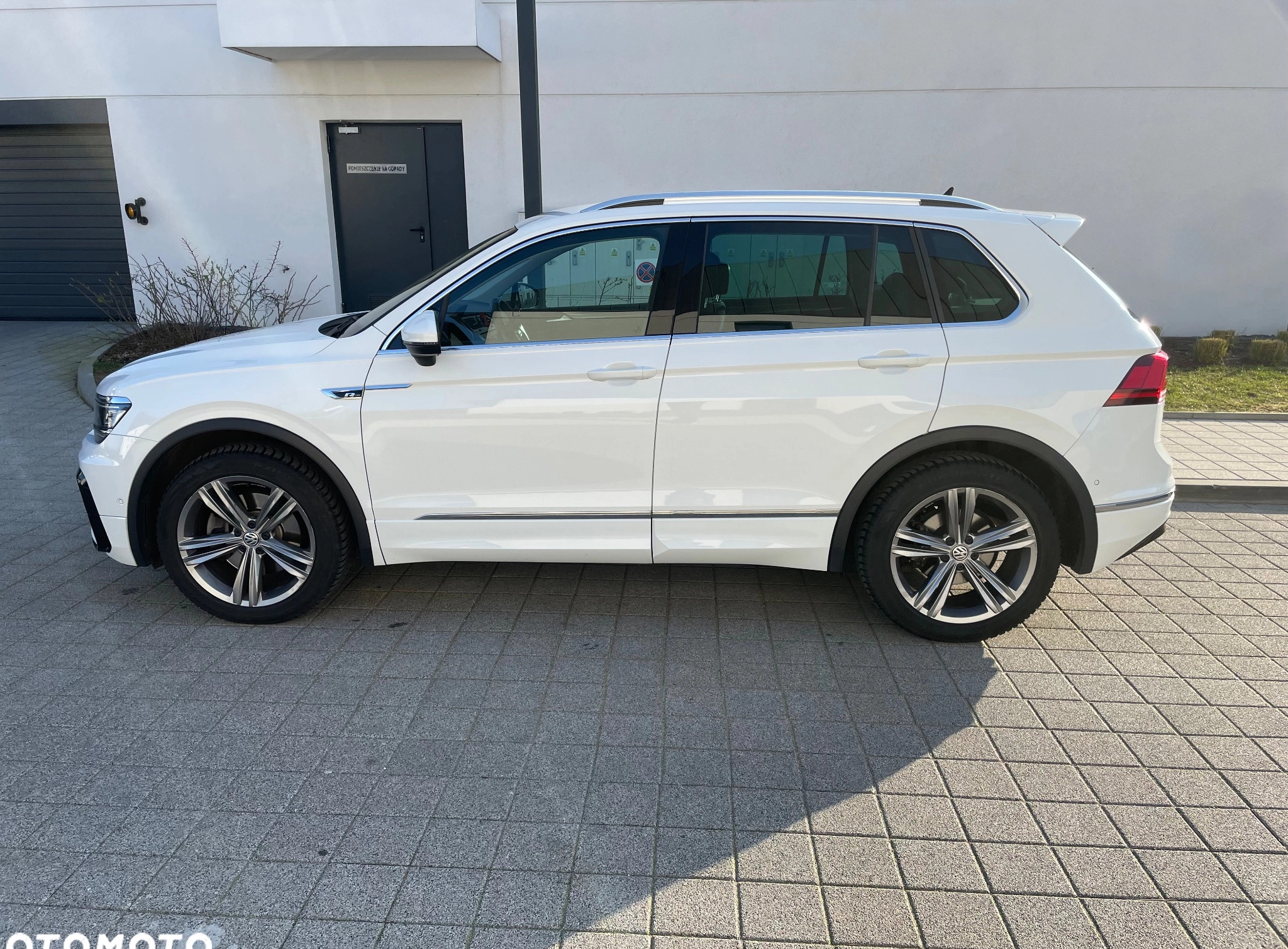Volkswagen Tiguan cena 134000 przebieg: 47151, rok produkcji 2019 z Łódź małe 92